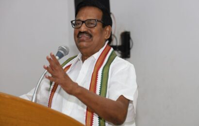 தமிழகத்தைப் பொருத்தவரை, குறு, சிறு மற்றும் நடுத்தர தொழில் நிறுவனங்களை மீட்டெடுக்கும் பணியை தமிழக முதலமைச்சர் மு.க.ஸ்டாலின் ஏற்கெனவே தொடங்கிவிட்டார். – கே.எஸ் அழகிரி