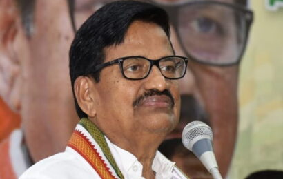 பொருளாதார நெருக்கடியில் சிக்கித் தவிக்கும் இலங்கை மக்களுக்கு உதவ தமிழ்நாடு காங்கிரஸ் கமிட்டி சார்பில் ₹10 லட்சம் வழங்கப்படும். – தமிழ்நாடு காங்கிரஸ் கமிட்டி தலைவர் திரு கே எஸ் அழகிரி அவர்கள் அறிவிப்பு பொருளாதார நெருக்கடியில் சிக்கித் தவிக்கும் இலங்கை மக்களுக்கு உதவ தமிழ்நாடு காங்கிரஸ் கமிட்டி சார்பில் ₹10 லட்சம் வழங்கப்படும். – தமிழ்நாடு காங்கிரஸ் கமிட்டி தலைவர் திரு கே எஸ் அழகிரி அவர்கள் அறிவிப்பு