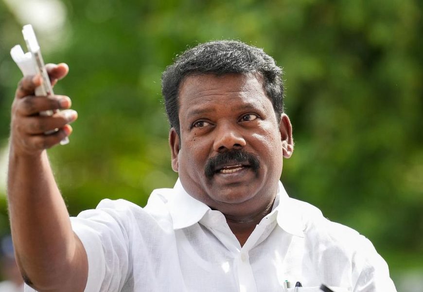 இஸ்ரேல் பிரதமர் நெதன்யாகுவை பாராட்டிய பிரதமர் நரேந்திர மோடியின் செயலை, தமிழ்நாடு காங்கிரஸ் கமிட்டி சார்பில் வன்மையாகக் கண்டிக்கின்றேன்.