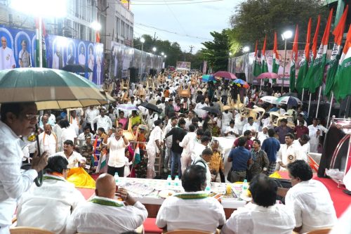 தேசம் காக்கும் ராணுவத்துக்கு சல்யூட் - திருச்சி 