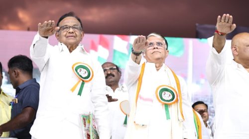 வாக்கு திருடனே பதவி விலகு என்ற முழக்கத்தை முன்வைத்து மாபெரும் வாக்கு அதிகார மாநாடு
