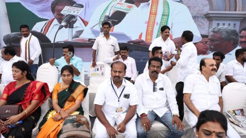 வாக்கு திருடனே பதவி விலகு என்ற முழக்கத்தை முன்வைத்து மாபெரும் வாக்கு அதிகார மாநாடு